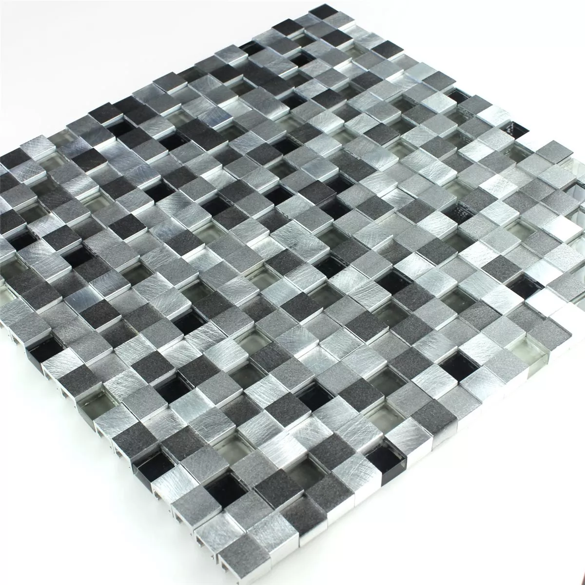 Design Fliser Aluminium Glas 3D Mosaik Black Mix